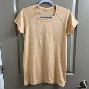 lululemon Women’s Peach Shirt Size 10 - Picture 1 of 8