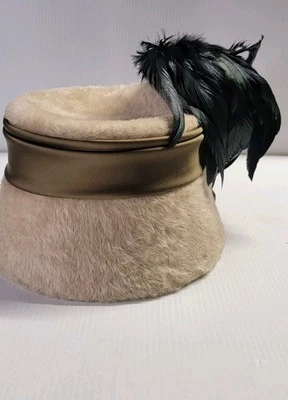 Vtg 1950 Pill Box  Hat Rabbit Fur Feathers Made In Italy - Image 1 of 4