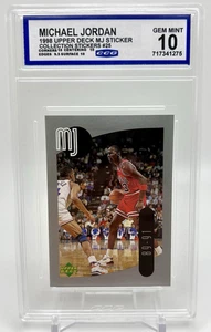1998-99 UD International MJ Sticker #25 Michael Jordan Chicago Bulls NBA CCG 10 - Bild 1 von 2