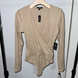 Body Express Beige Tostado Tejido Cuello en V Envolvente Talla M ¡NUEVO CON ETIQUETAS! - Imagen 1 de 5