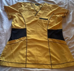 Women’s Sandel Yellow/Black Fitted Scrub Top Size Medium  - Picture 1 of 7