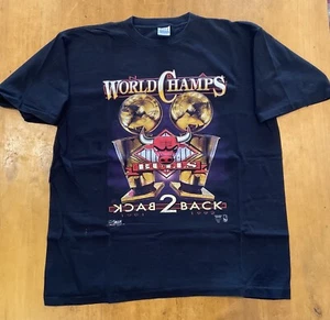 VTG 1992 Chicago Bulls Back 2 Back NBA World Champs T-Shirt XL Michael Jordan - Picture 1 of 4