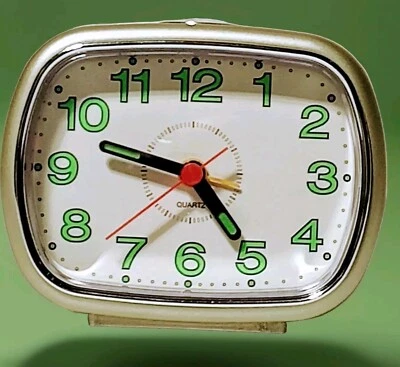 Vintage Analog Alarm Clock  w/Bell Ringer & sweep Second Hand - Quartz Movement - Image 1 of 4