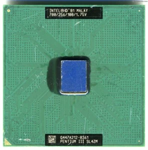 INTEL SL4ZM Pentium 3 Coppermine CPU Socket 370 700 MHz Processor - Picture 1 of 1