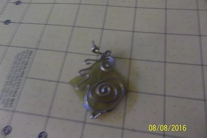 STERLING wire TWIST BRAID GREEN SEAGLASS PENDANT - Picture 1 of 6
