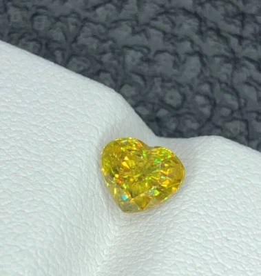 Heart Cut 3 Ct + Natural Full Fire Sphene Titanite Gemstone For Jewellery - Image 1 of 4