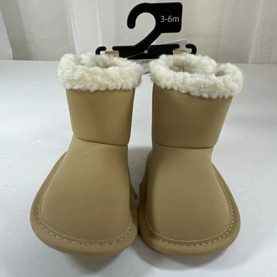 Bota Botín Suave Carter’s Child of Mine, Borde de Piel Sintética, Bebé Niña 3-6M NUEVA CON ETIQUETAS NUEVA Foto 1 de 4