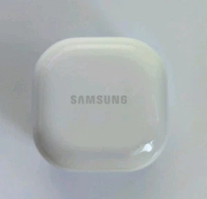 Tylko etui ładujące Samsung Galaxy Buds2 lawenda | część zamienna / etui ładujące - Zdjęcie 1 z 3