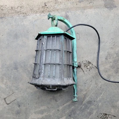 Antigo início dos anos 1900 grande varanda de ferro cobre bronze luz convertida início Tudor - Imagem 1 de 4