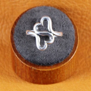 James Avery HEART TO HEART Ring Sterling Silver Size 9.25 RG-1412 - Picture 1 of 6