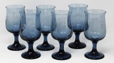 6 Vintage Pfaltzgraff Yorktowne Cobalt Blue Etched 5.5" Stemmed Wine Glasses Set - Image 1 of 4