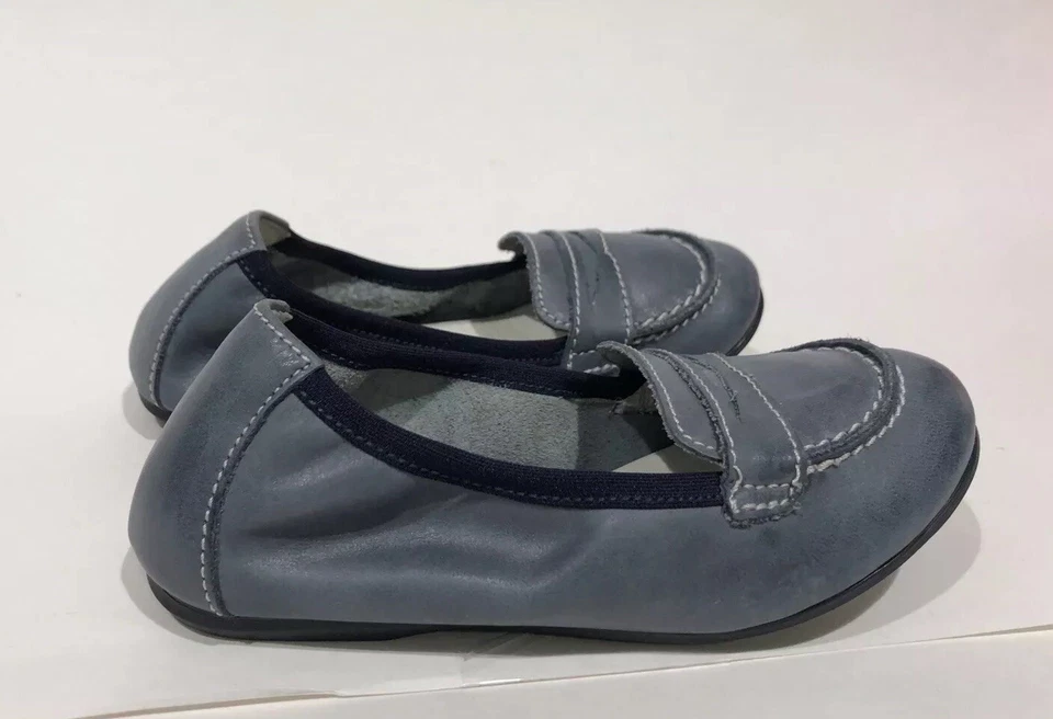 Primigi Niñas O Niños Azul Mocasín Iglesia Vestido Antichoque Sin Cordones Cuero Genuino Foto 1 de 4