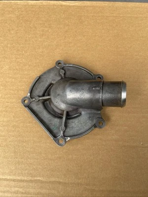 Land Rover Discovery 2 Defender TD5 Water Pump Cover ERR7047 - image 1 of 2