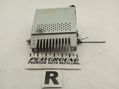 Unidad amplificador de radio estéreo LEXUS IS300 SEDAN 2001 2002 2003 2004 2005 Foto 1 de 4