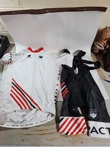 Men's Pactimo Size Sm White Red Stripes Bib Shorts Jersey 2015 Brand Ambassador - Picture 1 of 18
