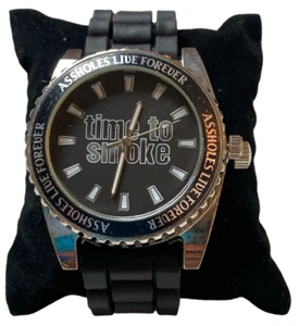 A$$HOLES LIVE FOREVER Watch Kräutermühle schwarz mit Geschenkbox ALF Finegold Kirill - Bild 1 von 4