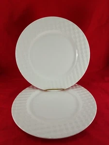 Roscher White Round Bone China Basket Weave Salad Plates 8 1/4" Dia. Set of 2 - Picture 1 of 5