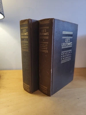 Lee's Lieutenants Douglas Southall Freeman Volume II & III- 1944 Foto 1 de 4