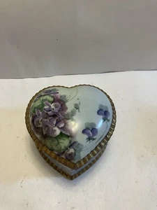 Antique O & E.G Royal Austria Floral Heart Shaped Porcelain Trinket Box - Picture 1 of 6