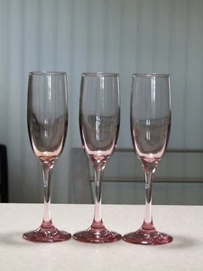 Libbey Premiere Pink Champagne 3 Flutes Wine Glasses EUC - Picture 1 of 11