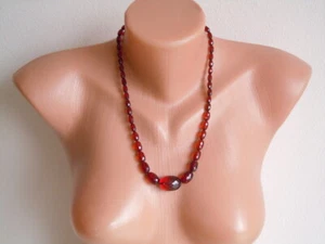 Bakelit Kette Art Deco Oliven facettiert Red Cherry Kirsch Rot 24,4 g/55,5 cm - Bild 1 von 8