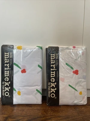 Juegos de sábanas planas y ajustables Marimekko Snow Flower Queen Foto 1 de 4