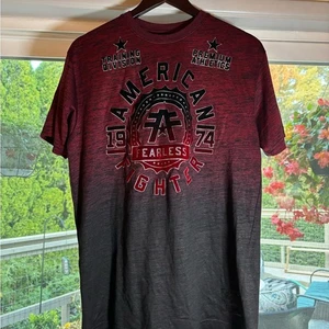 Camiseta Gráfica American Fighter Roja Negra Ombre Hombre’s L - Imagen 1 de 8