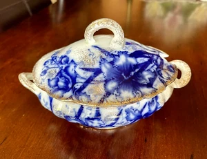 Antique John Maddock & Sons Flow Blue Orchid Tureen - Picture 1 of 12