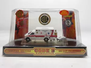 Code 3 Collectibles 12056 Chicago Fire Department w/Outer Sleeve LN - Picture 1 of 7