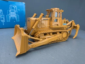 1:48 Modelli Costruzione Classici Comò TD-40B Tipo Trattore O1396 LZ - Foto 1 di 12