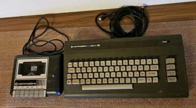 Commodore C16 mit Datassette und Kabeln,  T34 - Bild 1 von 4