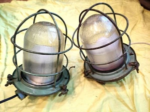 Menge 2 Vintage Industrieller Metallkäfig Hängende Fabrik Bunker Deckenlampe - Bild 1 von 12