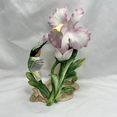 Vintage 1985 HOMCO Masterpiece Bone China Hummingbird W/Pink Iris Figurine - Image 1 of 4