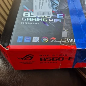 ASUS ROG STRIX B560-E GAMING WIFI: LGA1200 B560 DDR4 ATX + WIFI Antenna - Afbeelding 1 van 4