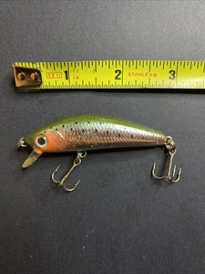 Strike Pro Mustang Minnow 3” color trucha arco iris hundido - Imagen 1 de 4