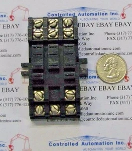 Gould SL-711/SL711 Relay Socket Base 10A  300V - Picture 1 of 2