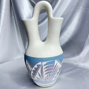 Vintage Native American Navajo Folk Art Mesa Verde Pottery Wedding Vase Signed - Picture 1 of 8