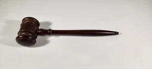 VINTAGE WOODEN GAVEL MEETINGS JUDGES AUCTIONEERS - Picture 1 of 12