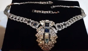 MAGNIFICO COLLIER ART-DECO' cm.46 PENDENTE cm6x4 ZAFFIRI, BRILLANTI, ORO BIANCO! - Foto 1 di 12