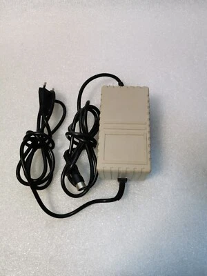 Commodore Strom Adapter#42 - Bild 1 von 4