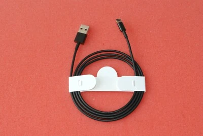 全新 正品 Apple 黑色 Lightning 电缆 适用于 iMac Pro 键盘鼠标 iPhone iPad — 第 1/4 张图片