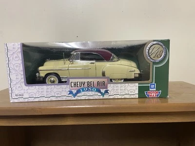 Chevy Bel Air 1950 - #73111 coche fundido a presión amarillo escala 1:18 por: Motor Max Foto 1 de 4