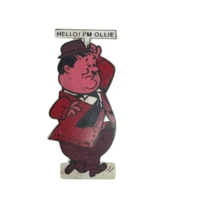 Laurel & Hardy "¡Hola! I'm Ollie" 1986 vintage imán de nevera  - Imagen 1 de 2
