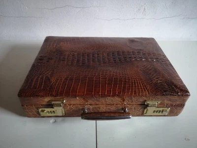 valigetta portadocumenti in coccodrillo selvaggio anni '60 - Immagine 1 di 4