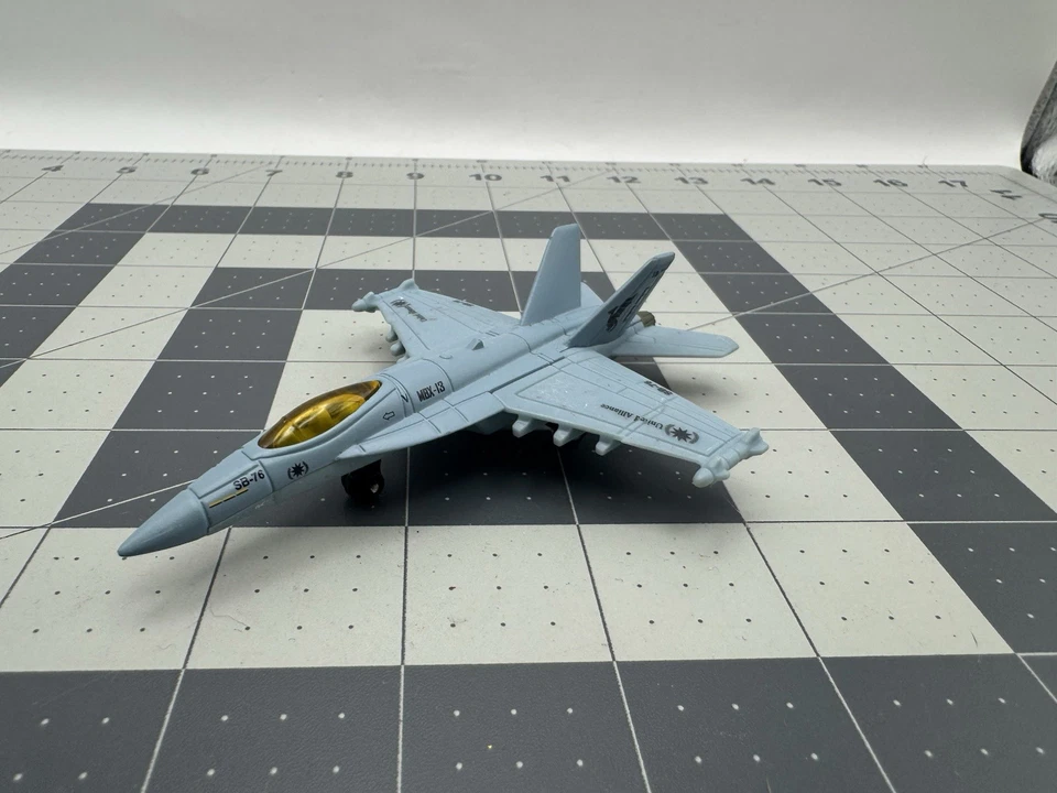 Matchbox SB-76 Super Hornet Diecast Jet Avión Juguete Avión Azul Militar Foto 1 de 4