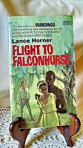 FLIGHT TO FALCONHURST BY LANCER HORNER FAWCETT GOLD MEDAL M2407 APR 1971 PB. - Imagen 1 de 8