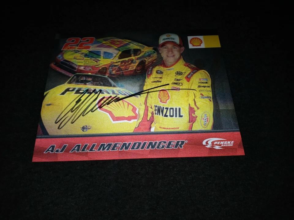 Tarjeta de héroe holográfica firmada por Aj Allmendinger Foto 1 de 1