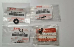 OEM SET FISSAGGIO CARENATURA CENTRALE SUZUKI RG 500 GAMMA out Stock pcs 1 - Picture 1 of 2