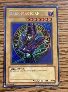 Yu-Gi-Oh! 2003 Collectors Tin Dark Magician BPT-007 Secret RARE - Picture 1 of 6