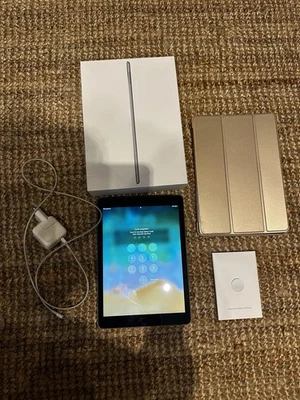 Apple iPad Air 2 16GB WiFi + Cellular Space Grau A1567 - Bild 1 von 4